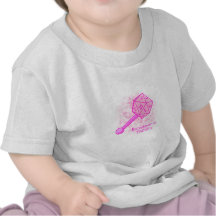 Roleplayer dans le rose s'exerçant t-shirts