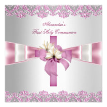 Rose blanc de premières filles croisées de sainte  carton d'invitation