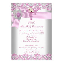 Rose blanc de premières filles croisées de sainte  invitation