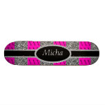 rose de fille des années 80 et monogramme au néon  skateboards personnalisés