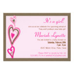 Rose et invitation lunatique de coeurs de Brown