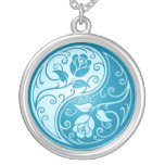 Roses de Yin Yang, bleus Collier Personnalisé