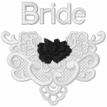 Roses et dentelle - jeune mariée