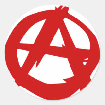 Rouge A de symbole d'anarchie et cercle sans règle Adhésif Rond