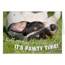 Roulement de Jack Russell sur l'herbe - invitation Carte De Vœux