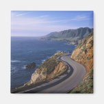 Route 1 le long de la côte de la Californie près Aimants