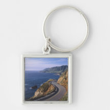 Route 1 le long de la côte de la Californie près Porte-clefs