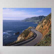 Route 1 le long de la côte de la Californie près Affiche