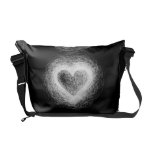 Sac messenger noir à éraflure de coeur sacoches