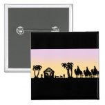 Sages de silhouette de nativité sur l'horizon pin's avec agrafe
