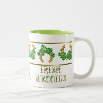 Shamrocks et mariage irlandais d'or tasses