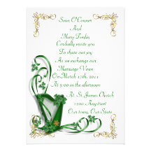 Shamrocks et ruban irlandais d'harpe de faire-part