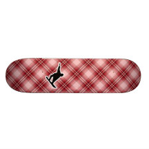 Snowboarding rouge de plaid planches à roulettes