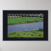 "Sous le pont" par Marlo Dianne Posters