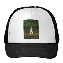 Statue blanche du faune - jardin italien, acres de casquettes