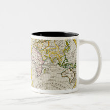 Studio tiré de la carte antique du monde tasse