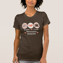 T-shirt de médecine vétérinaire d'amour de paix