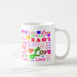 Tasse colorée d'amour d'amour d'amour d'amour d'am