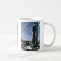 Tasse de bateau de crevette