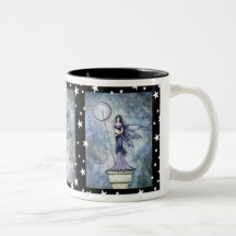 Tasse de café de trio de fées de nuit par l'aquari