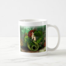 Tasse de café d'une chevelure rouge de sirène