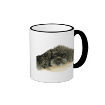 Tasse de caniche de chien