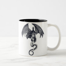Tasse de dragon et d'épée