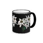 Tasse de fleur d'edelweiss