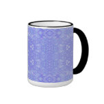 Tasse. Effet bleu de papier peint floral