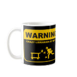 Tasse folle de bibliothécaire