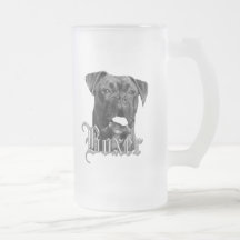 Tasse givrée par chien de boxeur