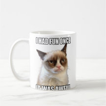 Tasse grincheuse de chat