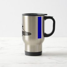Tasse noire de patineur