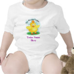Tee - shirt de bébé de jumeaux avec le poussin mig t-shirt