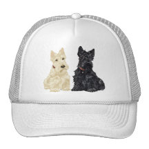 Terriers écossais blonds comme les blés et noirs casquettes de camionneur