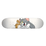 Tom et bourgeons de Jerry les meilleurs planches à roulettes