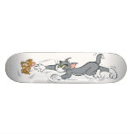 Tom et chasse de Jerry planches à roulettes
