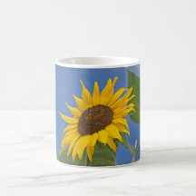 Tournesol et ciel bleu par Penelopes_G… Tasses