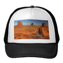 Tours de vallée de monument casquettes