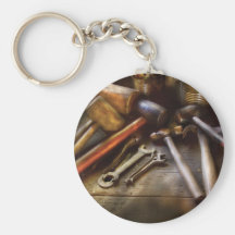 Travailleur du bois - une collection de marteaux porte-clés