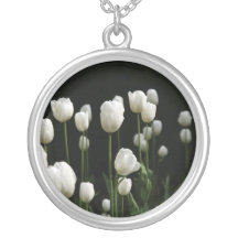 Tulipes blanches collier