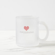 Typographie de coeur tasses