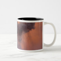 UE, Italie, Sicile, conduit de sommet du mont Etna Mugs À Café