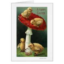 Un EasterChicks heureux sur le champignon rouge Cartes De Vœux