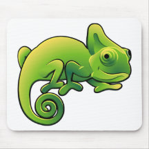 Un lézard mignon de caméléon tapis de souris