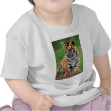 Un tigre de bébé mignon t-shirt
