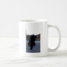 Une tasse fraîche de basset allemand
