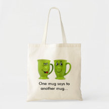 Une tasse indique à un autre sac de tasse…
