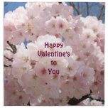 Valentine heureux à vous ! Fleurs roses de serviet