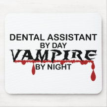Vampire d'assistant dentaire par nuit tapis de souris